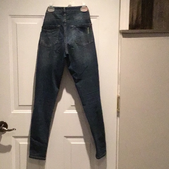 Jeans - Picture 6 of 6